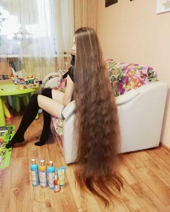 Как быстро удлинить. Длинные волосы домашних условиях. Отросли длинные волосы. Отрастить волосы. Вырастить длинные волосы.