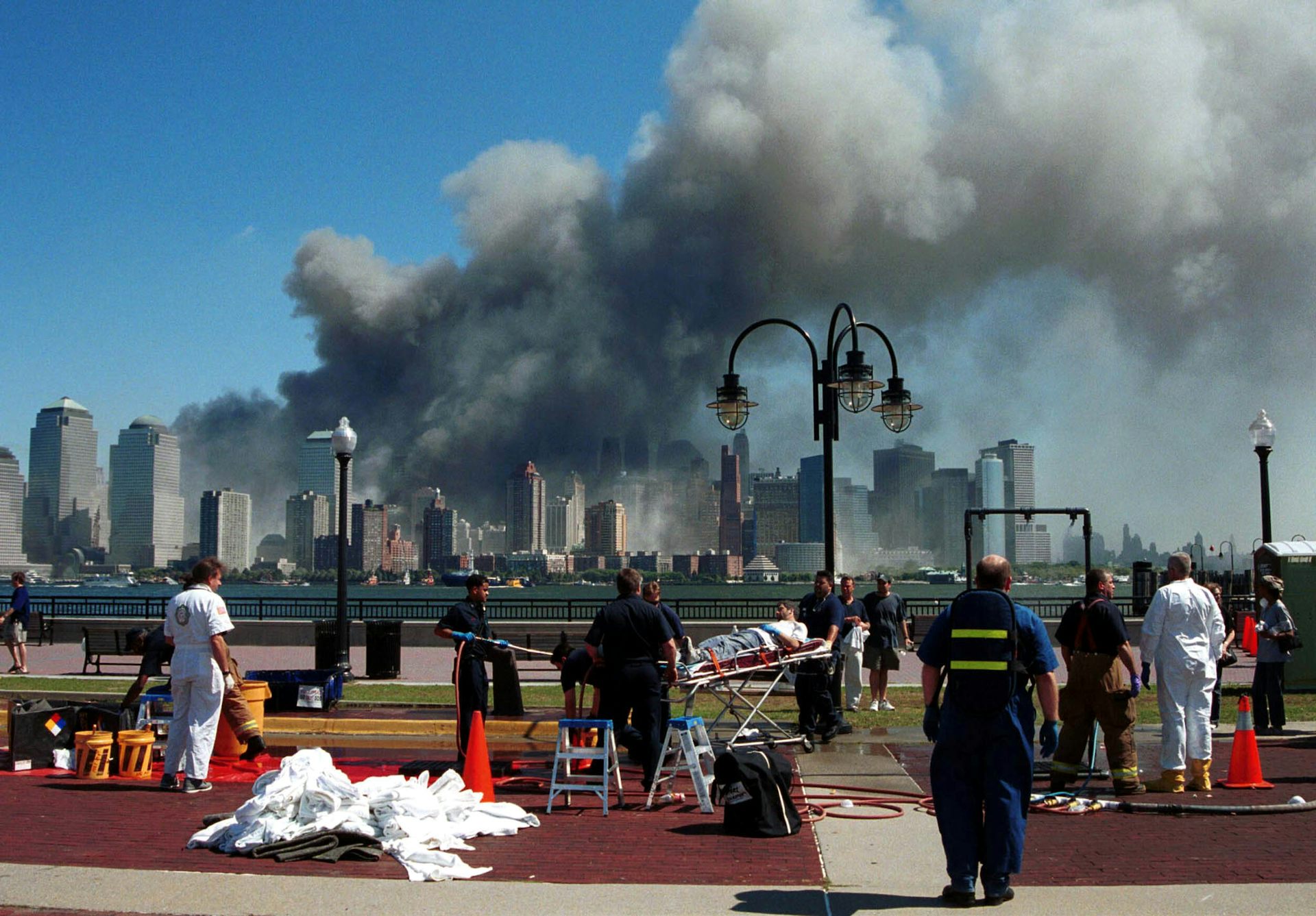 Что случилось в 2001 году. Башни Близнецы 11 сентября.