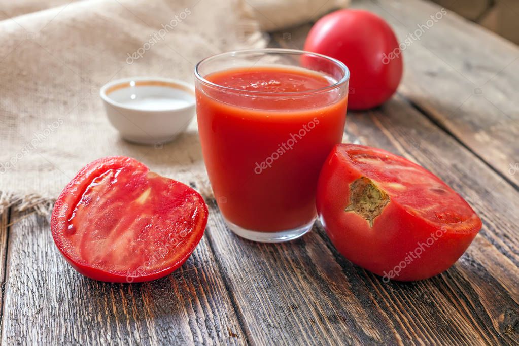 Домашний томатный сок с мякотью