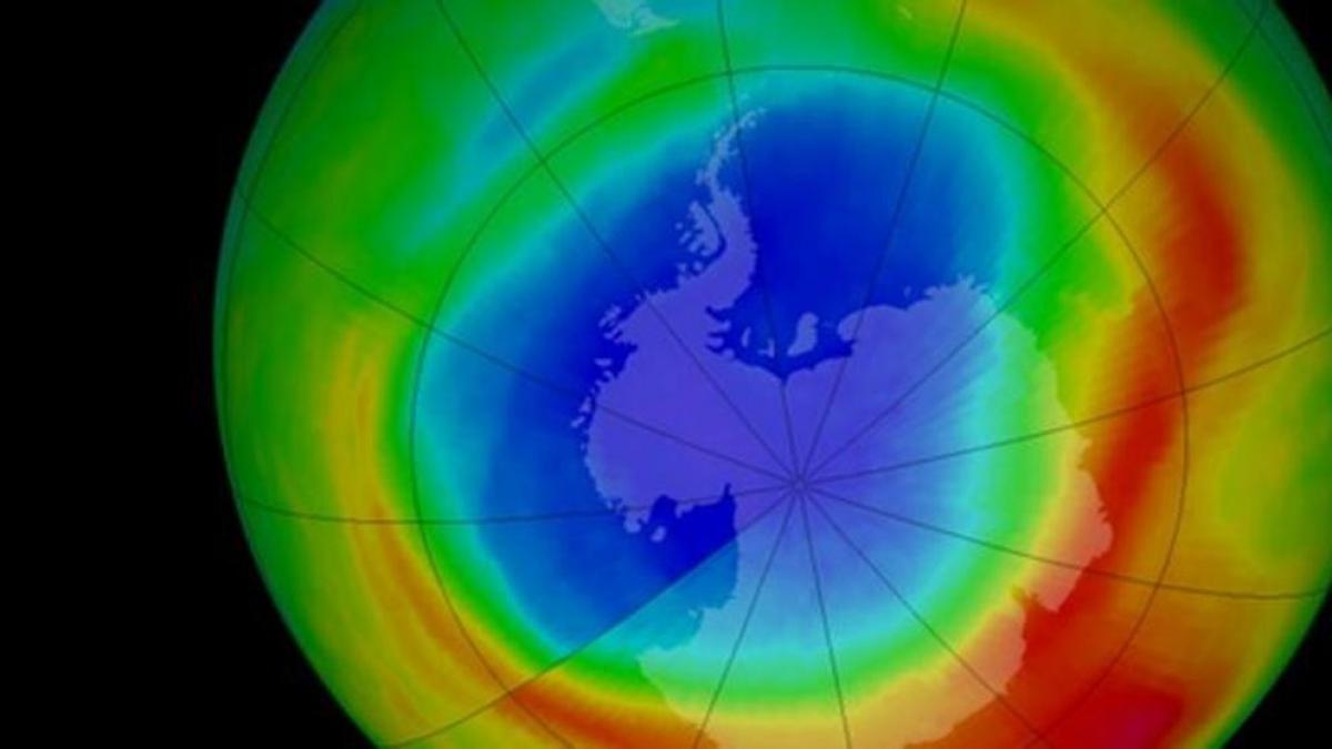 Разрушение озонового слоя фото для презентации